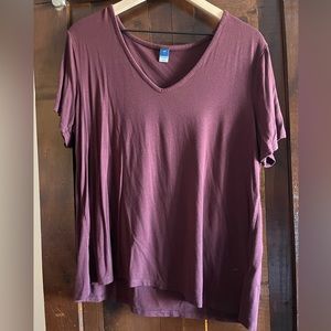 Women’s Sz. L Maroon Split Hem Top